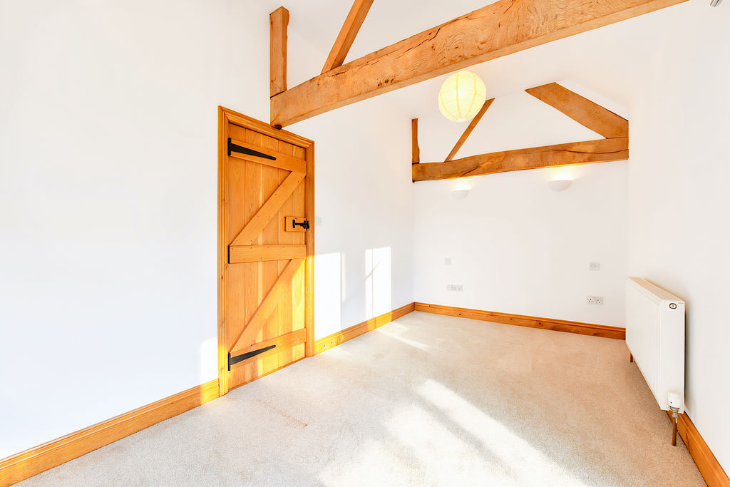 Bedroom- click for photo gallery